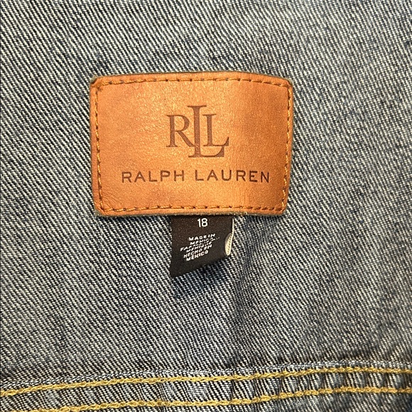 Ralph Lauren Women’s Belted Denim Shirt Dress - Picture 3 of 7